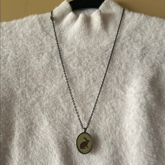 Elegant Rabbit Pendant Necklace - Picture 1 of 7